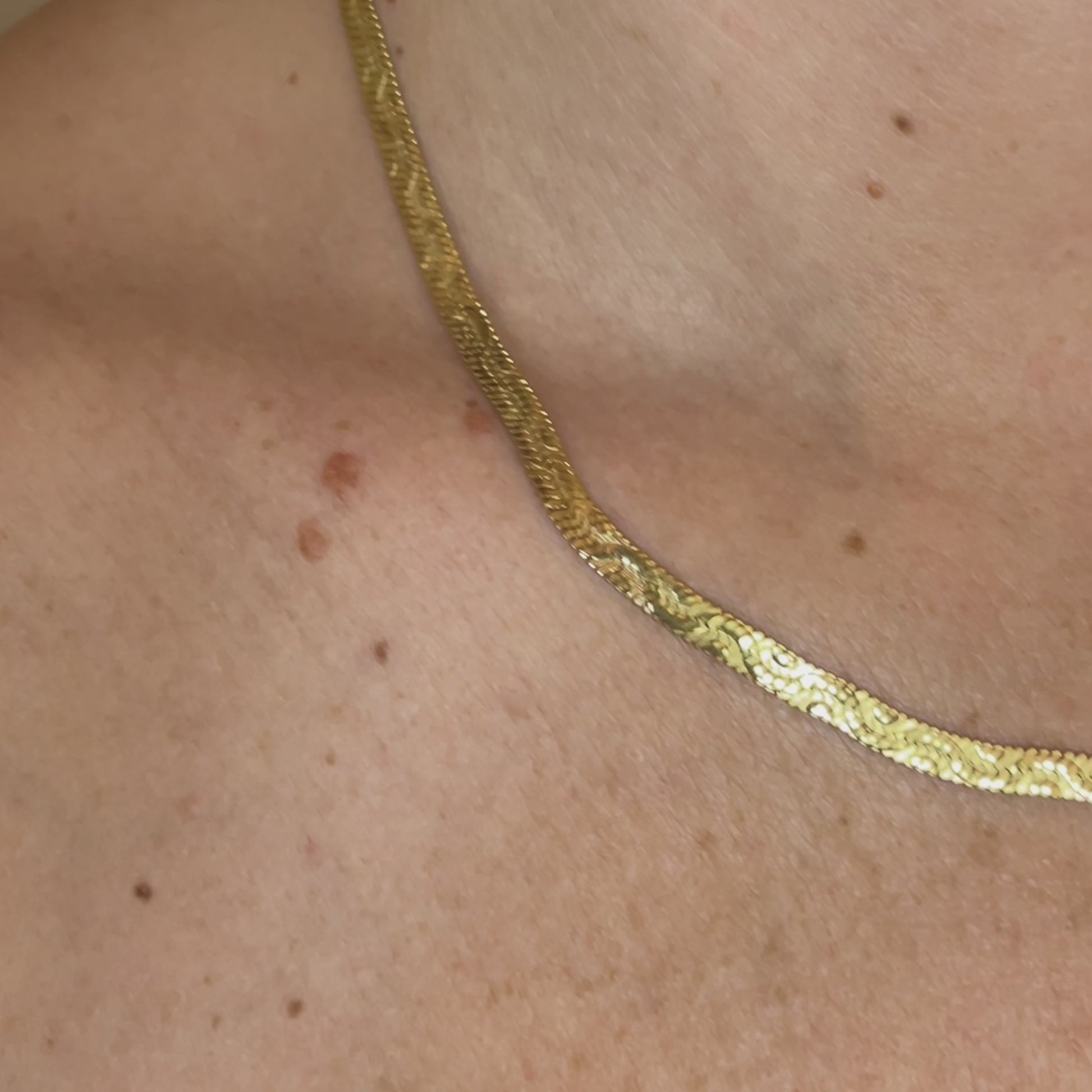 Swell Necklace